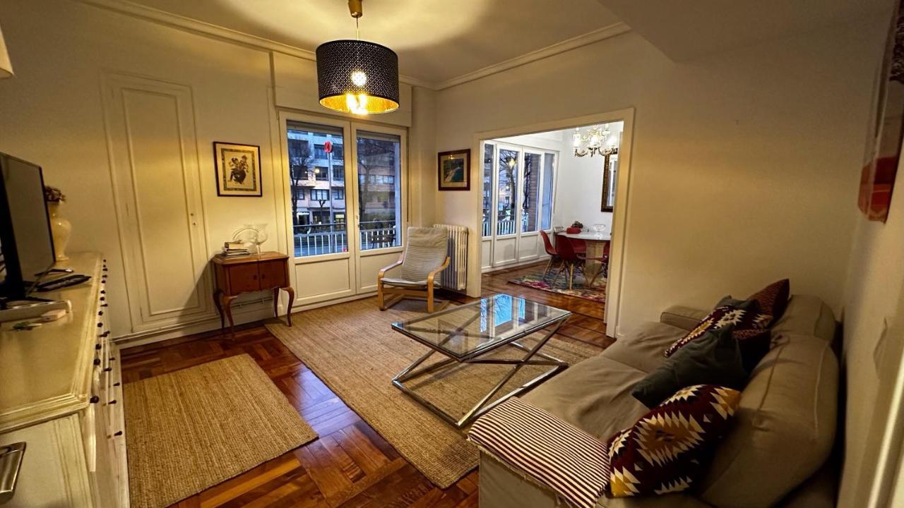 Fantastico Apartamento En El Centro De Bilbao Bagian luar foto