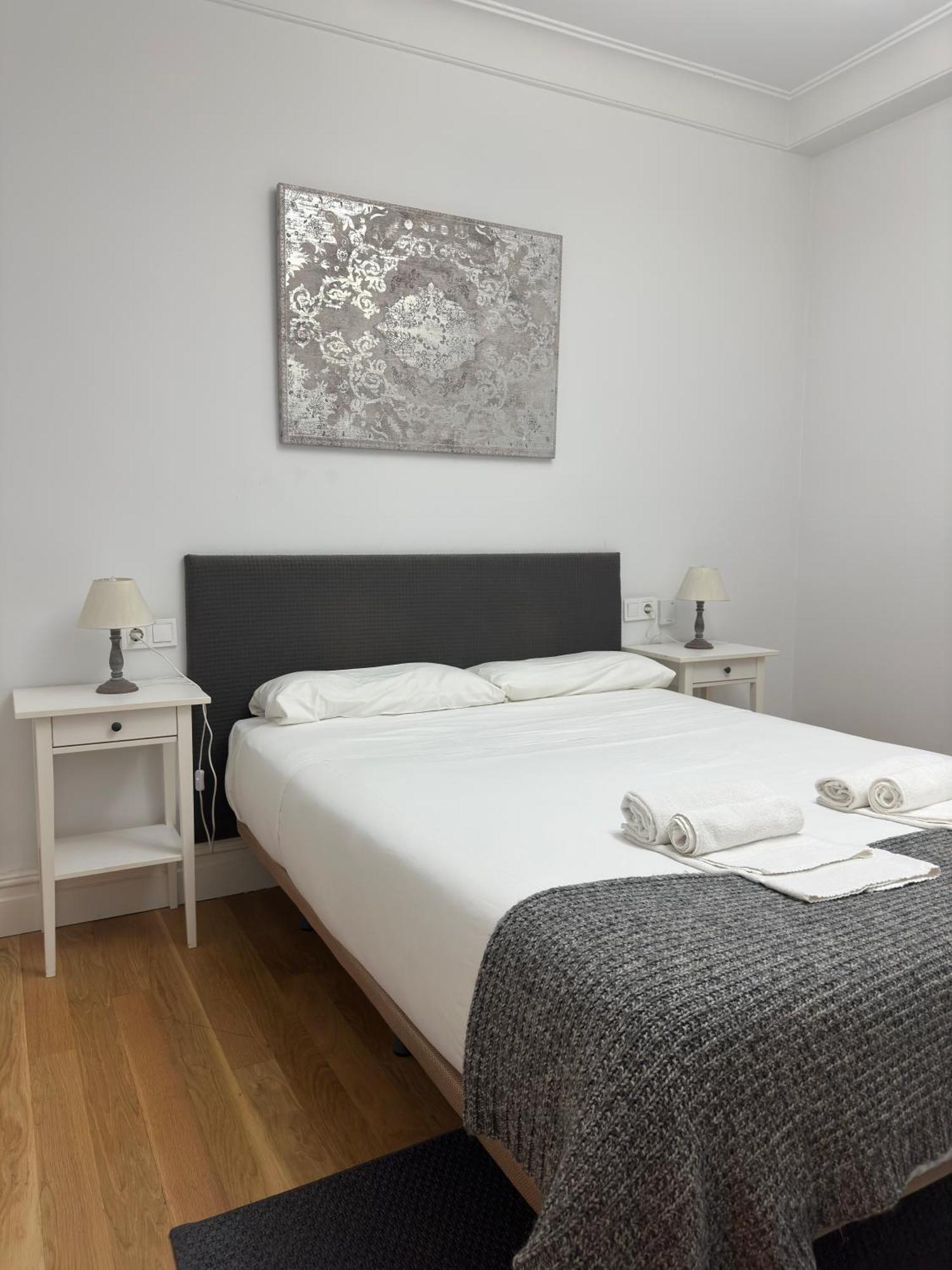 Fantastico Apartamento En El Centro De Bilbao Bagian luar foto